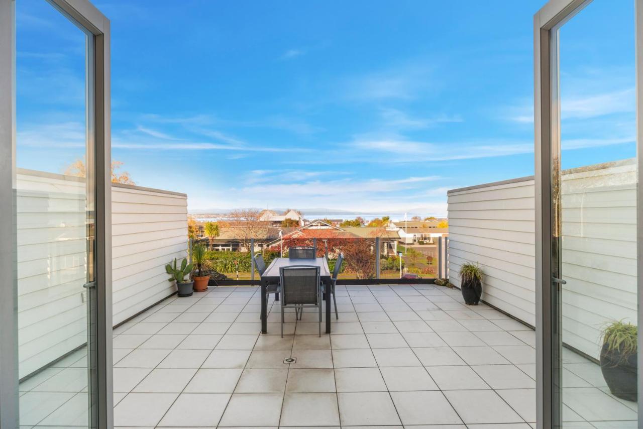 Lakeview Luxury - Taupo Holiday Apartment Zewnętrze zdjęcie